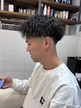 髪屋 紬 メンズ/メンズパーマ/メンズカット/ツイストパーマ