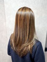 ロックス ヘアー ギャラリー(Rocks hair gallery)&nbsp;【脱白髪染め】白髪ぼかしハイライト×ミルクティーベージュ