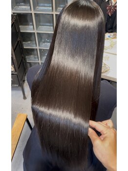 リリアン 青山(relian)の写真/【独自開発】本格的なヘアケアにリピーター続出！髪から美人を目指す　うるツヤ肌を手に入れたい方へ♪