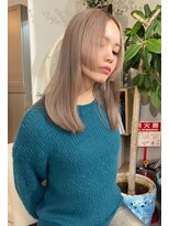 ニルバ(niLva) ブリーチダブルカラー透明感ミルクティーベージュ