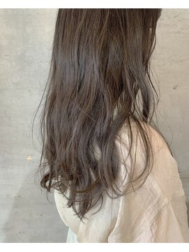 アティック ヘアーデザインアンドリラクゼーション(attic hair design&relaxation) グレーベージュ