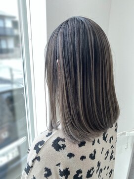 ヴァイラル(VIRAL) 中明度バレイヤージュ