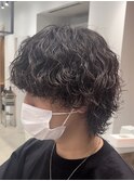 センターパートツイストスパイラルパーマメンズマッシュパーマ