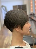 ミントブルーベージュ×刈り上げショートヘアー 8