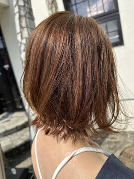 ノヴェル 旭ヶ丘店(NOVEL) 大人切りっぱなし外ハネボブ20代30代40代50代