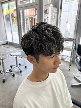 シラス(SiLasu) コントラストハイライトツイスパマッシュ