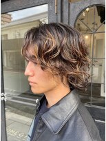 カムジーヘッドカミノウラ(COMEGHEAD KAMINOURA)&nbsp;波巻きパーマ波巻きスパイラルパーマツイストスパイラルパーマ