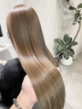 ソル(SOL)の写真/ナチュラルストレート～持続性抜群の縮毛矯正までSOL Smart Salonの豊富なメニューでお悩みを解決◎