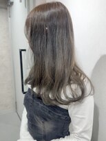 シー(shii..)&nbsp;《shii..》#シアーグレージュ#透明感カラー