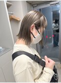 斜めバング/グレージュカラー/デザインカラー/シルキーベージュ
