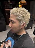 イージードリル/パンク/刈り上げショート/ホワイトブロンド