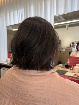 ウイ バイ ファースト 北四番丁店(u'i by first) グレージュカラーくびれヘア
