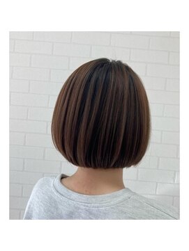 フック(HooK) 切りっぱなしボブ