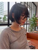 ショートボブ／顔周りレイヤー