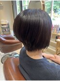 前下がりショートボブ