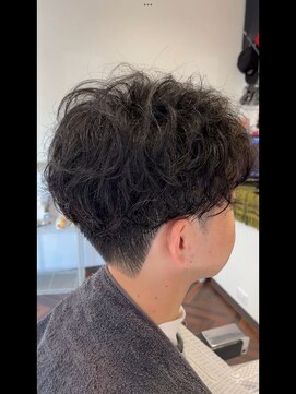 エイチピーラヴクラフト(H. P. Lovecraft) パーマ