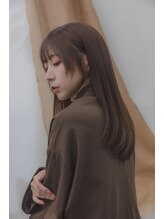 ページボーイ美容室 綺麗にまとまる艶髪ロング