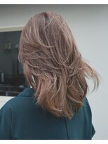 ウカン(UKAN.) 似合わせカット+ダブルカラー