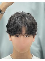 メンズヘアセンス 渋谷(MEN'S HAIR SENSE)&nbsp;ニュアンスパーマ/センターパート/メンズ/眉毛/フェザーパーマ
