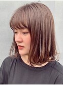 ベージュブラウンボブ