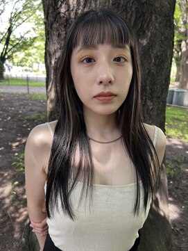 カルテ(QUARTE) オン眉バング × フェイスフレームベージュ