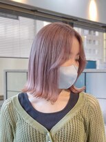 リノショアーズ 日本大通り店(RINOSHORES)&nbsp;センターパートボブピンクベージュハイトーンブリーチmaaya