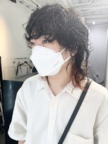 ココ 本八幡(KOKO)&nbsp;波巻きツイストスパイラルフェザーパーマ刈り上げセンターパート