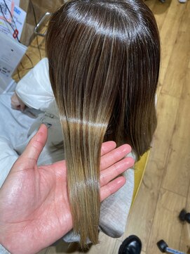 アヴァンス 天王寺店(AVANCE.) 艶感×髪質改善