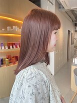 シダ(sida SAIIN) 20代チェリーピンク前髪カット