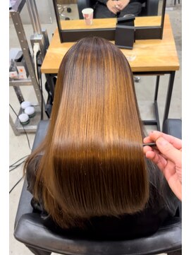 シウン(SIUN.) 髪質改善ストレート