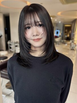 ヤヨイブレインズフェアリー(YAYOI BRAINS fairy) ダークアッシュ ミディアムレイヤー 顔まわりレイヤー☆