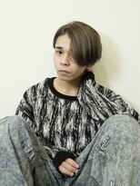 クラリス(CLARIS)&nbsp;中性センターパート耳かけスタイル