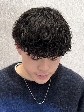 オーシャントーキョー 仙台(OCEAN TOKYO) 波巻きスパイラル黒髪マッシュ刈り上げショートシャドウパーマ