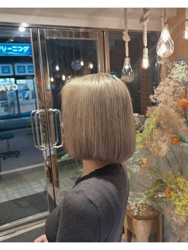 シアン 大倉山店(CYAN) ハイトーンボブ