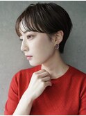 大人可愛い20代30代40代黒髪前下がりひし形小顔ボブ丸みショート