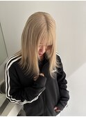 ホワイトベージュ