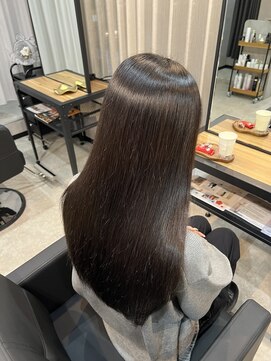 ディーアイク(D Aik) トーンダウンデザインカラー