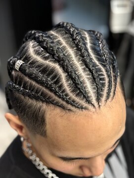 アーバンスタジオトウキョウ 下北沢店(URBAN STUDIO TOKYO) 地毛コーンロウ　[特殊ヘア下北沢/メンズサロン]