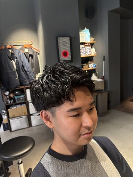 アンドワークス 2nd(&WORKS) ナチュラルショートパーマ