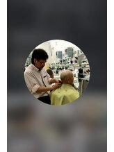 理容室タニオカ&nbsp;谷岡 慎二郎