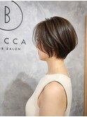 レイヤーで軽やかな大人ショート
