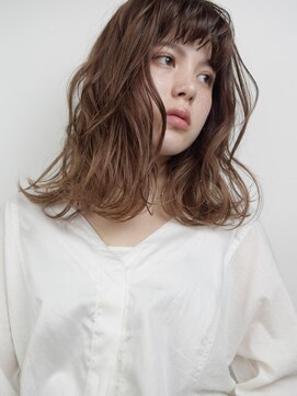 メゾンドイギー(MAISON de IGGY) ヘルシーレイヤーAラインボブ　＃無造作カール＃イルミナカラー