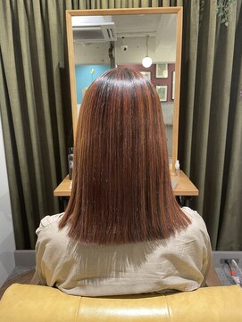 ムーン(moon) 9月#モテ髪カタログ#外ハネボブ#ペールベージュ