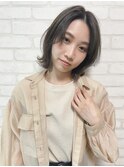 外ハネ切りっぱなしボブ