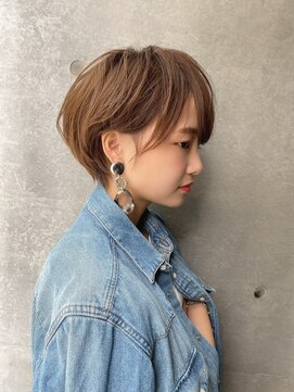 エニ 自由が丘(ENi) 黒髪/グレーベージュ/レイヤーロング/前髪パーマ[自由が丘駅]