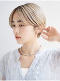 くびレイヤーエモージュ斜めバング小顔愛されグレージュカラー
