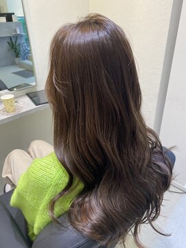 トレ(tre.) ツヤ髪・レディースロング