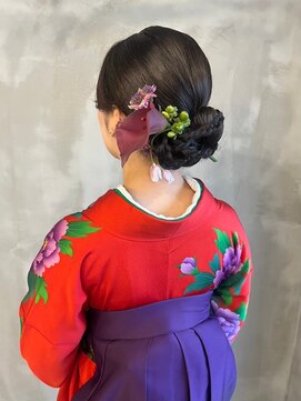 マイス(Mais) 個性派和シニヨンスタイル