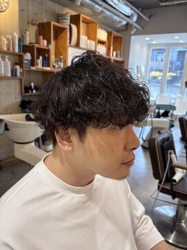 アメラボ(AmeLab) 波巻き風　強めシャドウパーマ