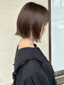 パル バイ ラベスト(Pal by lovest) まろやかカラー♪ミルクティーグレージュメ切りっぱなしボブ